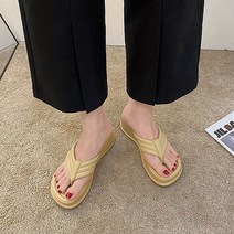 콤마슈 여성용 키높이 푹신한 통굽 엠보 쪼리 슬리퍼