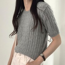 여성용 케이블 반팔 울 니트