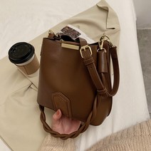 트위스트 랩 숄더백