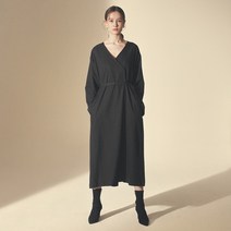 아템포 스트링 원피스 로브