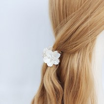 시크몽 진주 화이트 플라워 비즈 꽃 반묶음 헤어 집게핀
