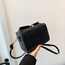 묘먀미 클립 스퀘어 박스 미니크로스백 Z0201