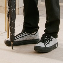 국내매장판 MLB 엠엘비 플레이볼 럭스 자카드 다이아 모노그램 블랙 캔버스화 운동화