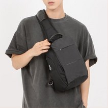 남자 여행용 경량 어깨에 매는 가방 슬링백 산행가방 핸드폰가방 체스트백 산책가방 30대남성가방 크로스백