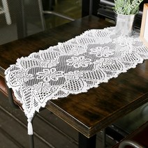 레이스 테이블 러너 콘솔러너