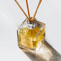 100% 최상급 식물 에센셜 오일 아로마 디퓨저 50ml +전용스틱 4개 증정 (23년8월 유통기한임박) /천연아로마/100%안심/무알콜디퓨져/독일 더마테스트 인증/아로마테라피