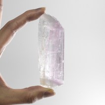 천연원석 Spodumene 스포듀민 Kunzite 쿤자이트 64g +보증서