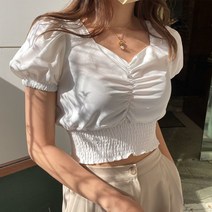 당일발송/2color 쁘띠 크롭 스모크 밴딩 bl 하트넥 셔링 퍼프 숄더 귀여운 데일리룩 미니 숏 블라우스 crop shirring cute puff blouse
