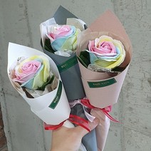 바보사랑 무지개장미 한송이 파스텔 빅로즈.바나나스푼_플라워, 화이트