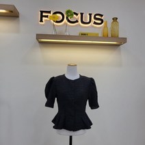 [포커스] 프릴블라우스 FM2D7BL0325BK