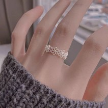 SURBORT 심플하고 패셔너블한 925실버 중공 플라워 디자인의 고급스러운 반지