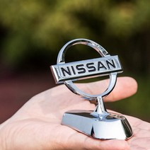 사이드월 라운지쉘터 레이어닝 카라반자동차 프론트 후드 엠블럼 보닛 스티커 Nissan Altima Almera Tita, 03 B Silver