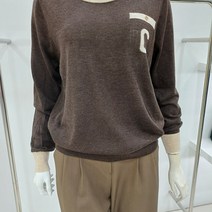 막스카라 배색 라운드 로고 니트