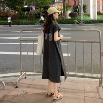 옆트임원피스 여름 휴가룩 블랙롱원피스 얌전한 일자원피스