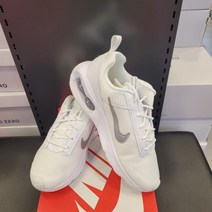 [슈마커]*뉴코아인천점* 나이키 에어맥스 인터락 라이트 우먼스 DV5695-100