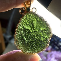 운석 옥구슬 오팔원석 비스무트 감람석 탄생석 사파이어원석 운석목걸이 맞춤형 천연 체코 라이트 유리 펜던트 골든 리비아 멕시코