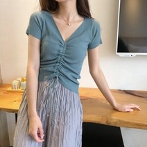 데이홀릭 5445 - 셔링끈 브이넥 골지 니트티