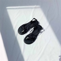 [코지] 여자 여행 바캉스 코디 사선 스트랩 쪼리 슬리퍼