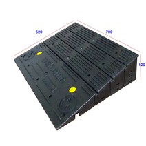 차량진입판 제작 설치 : 700-520-120 (칼블럭 포함) 휠체어경사로 대차경사로 운반수레 진입판 차량진입판 경사판 경사로 턱진입판 경계석턱 진입로턱 계단턱 건축현장