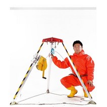 구조 리프트 삼각대 수동 원격제어 크레인 휴대용 알루미늄 합금 윈치 호이스트, 02.1200파운드(윈치포함)+안전벨트