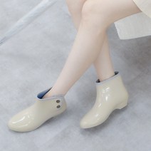 에스큐에스샵 비오는날 심플한 여성 레인부츠 여자 장화 숏레인부츠 레인슈즈 - 보생여우화