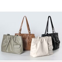 주름 숄더백 데일리 스타일 쇼퍼