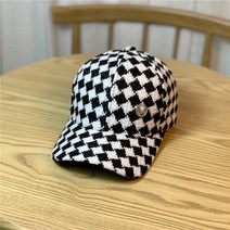 흑백 바둑판 격자 큐빅 M 야구 모자 스포츠 모자