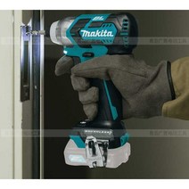 마키다 18V 충전임팩렌치 베어툴 스크루드라이버, TD110 브러시드2.0AH 단일배터리고속충전