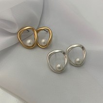 엔틱 볼드 무광 골드 진주 스터드 귀걸이 알러지방지 티타늄