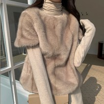 [랜덤플레이] 하객룩 뽀송 퍼 레이어드 반팔 아우터
