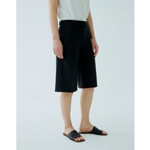 [22SS 헤지스 여성]블랙 단색 울혼방 하프팬츠-HSPA2B210BK