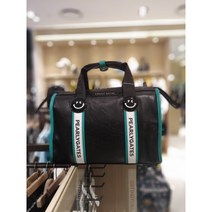 파리게이츠 521C1BG656_BK 여성 스마일로고 스포츠 파우치가방, 00001 네이비