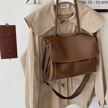 Mao대용량 가방 가을 겨울 새로운 온라인 연예인 복고풍 서류 가방 여성 틈새 디자인 어깨 Crossbody 큰 가방 패션