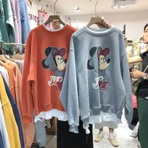 후드티 입은 귀여운 미키 티셔츠