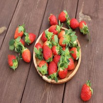 [프레시푸드마켓] 생딸기 하우스딸기 설향딸기 장희딸기 500g 1KG(500g 1팩 X 2) 2KG(500g 1팩 X 4), 딸기 중 2KG(500g 1팩 X 4)