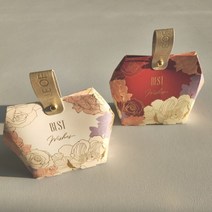 가죽 구디백 결혼 돌잔치 고급 답례품 가방 립밤 핸드크림 선물 꽃무늬 아이보리 레드 손잡이 골드 핸들, 와인