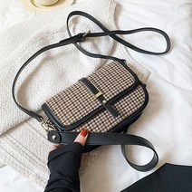 체크 멋스러운 하운드 크로스백