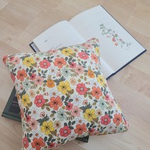 [DIY] 낮잠쿠션 쿠션만들기 미니쿠션 꽃원단 코스모스 노랑체크튤립 솜포함 자유학년 바느질재료 실과수업재료, 릴리안블랙