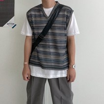 르위 / 남자 오버핏 델타 베스트 니트조끼 커플코디