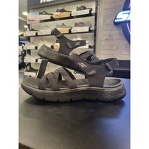 [NC불광] 스케쳐스 고워크 플렉스 샌들 여성용 SL0WSCDM021 여름에도 편안한 고가매트 인솔 발바닥 통증 필수템 깔끔한 올블랙 컬러 코디 / 매장직접발송