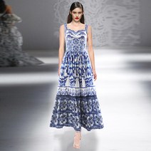 수입 레트로 오리엔탈 블루 슬림 서스펜더 롱 원피스 놀라운토요일 놀토 유리 휴일 파란색과 흰색 도자기 아름다운 서스펜더 롱 스커트 2022 여름 새로운 허리 주름 통