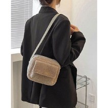 라앤미어스 부클 앞포켓 크로스백 겨울가방 숄더백 남여공용