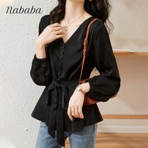 나바바 NB952 여성 허리 리본 브이넥 셔링 블라우스