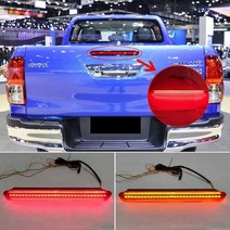 Toyota Hilux REVO 용 1Pcs 하이 마운트 브레이크 라이트 2015 2016 2017 2018 2019 2020 2021 높은 위치 세 번째 꼬리 회전 신호, 3 Functions