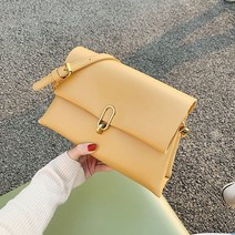 올해 유행 가방 여성 가방 여름 2022 트렌드 패션 크로스백 고급스러운 여름 코디 스퀘어백