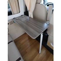 캠핑카 카라반 카운티 시티밴 내부 접이식 테이블, 그레이 호두색상 탁상  테이블 다리  빔