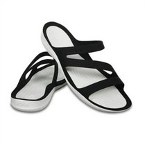 셀러허브 1 크록스 SH01 스위프트워터 샌들 우먼 203998-066