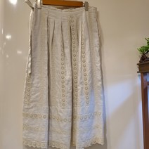 비꼴리끄 린넨 자수끈 스커트 B202WK1010