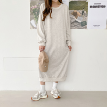 리엘라 켄티렌 캥거루 포켓 라운드넥 맨투맨 원피스