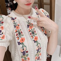 [항공특송] 여성 고급 장미 플로럴 자수 니트 블라우스 라운드넥 빈티지 여름 퍼프 반팔 셔츠